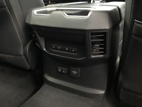 Used 2022 Toyota Tundra Platinum w/ Advanced Package image 22