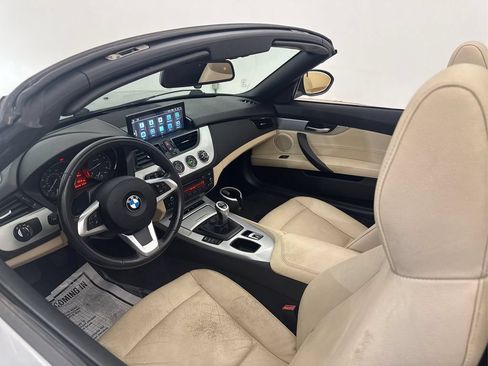 Used 2014 BMW Z4 sDrive28i RWD image 26