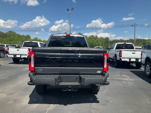 New 2026 Ford F250 Platinum AWD/4WD image 6