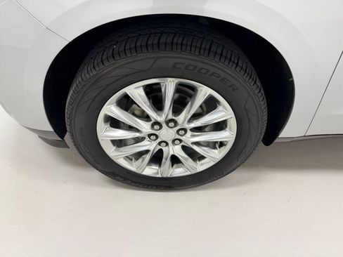 Certified 2019 Buick Enclave Premium w/ Experience Buick Package FWD image 21