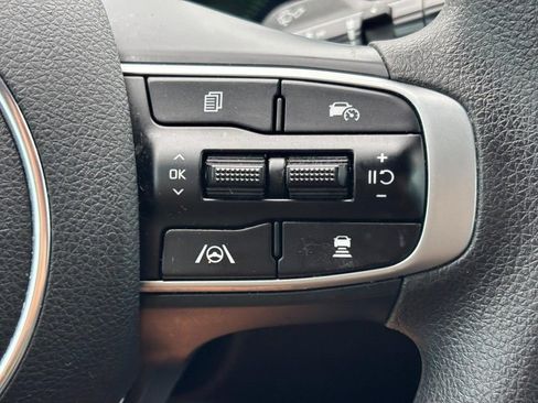 Used 2025 Kia K5 LXS FWD image 18