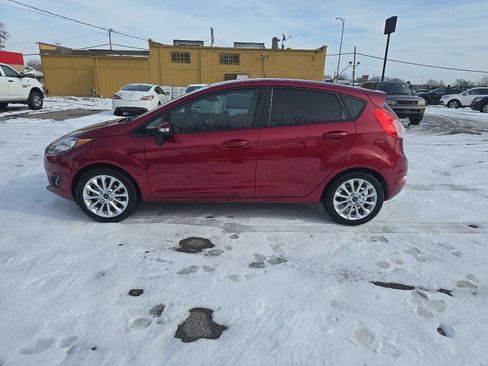 Used 2014 Ford Fiesta SE w/ Equipment Group 201A image 8