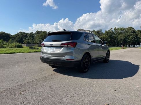 Used 2023 Chevrolet Equinox LS w/ LS Convenience Package FWD image 5