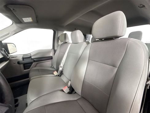 Used 2018 Ford F150 XL w/ Equipment Group 101A Mid RWD image 3