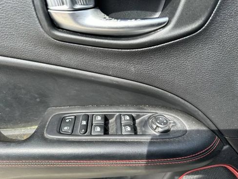 Used 2019 Jeep Compass Trailhawk AWD/4WD image 4