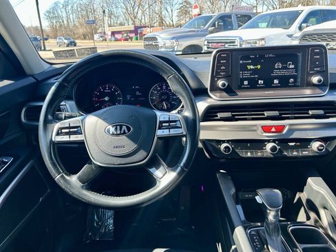Used 2020 Kia Telluride LX FWD image 20