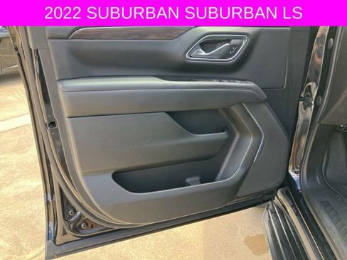 Used 2022 Chevrolet Suburban LS w/ Driver Alert Package image 27