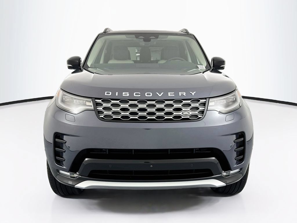 New 2026 Land Rover Discovery Limited Edition AWD/4WD image 2