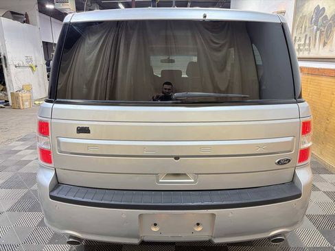 Used 2016 Ford Flex SE image 4