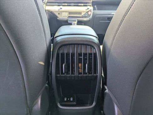 Used 2024 Hyundai Kona SEL FWD image 17