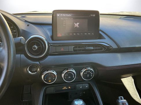 Used 2018 MAZDA MX-5 Miata Grand Touring image 11