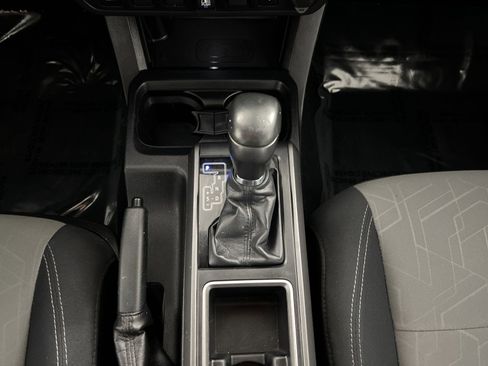 Used 2021 Toyota Tacoma TRD Sport w/ Technology Package image 21