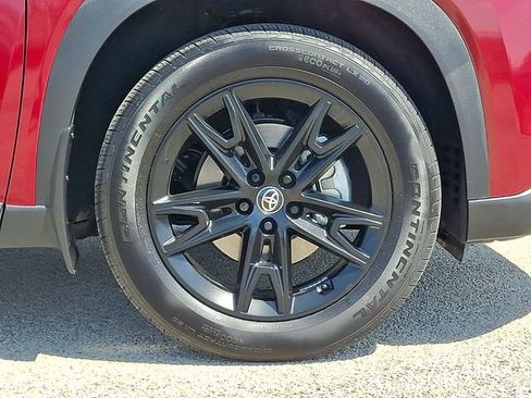 Used 2025 Toyota Grand Highlander AWD image 8