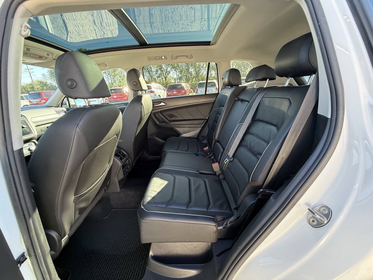 Used 2019 Volkswagen Tiguan SEL Premium AWD/4WD image 21