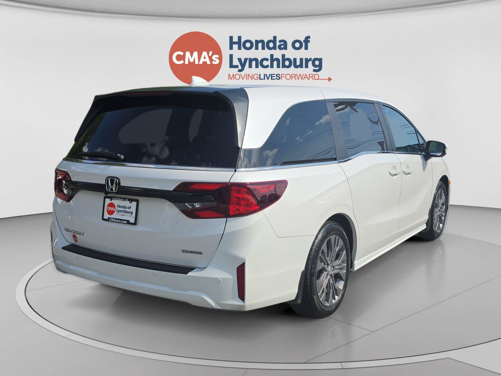 Used 2025 Honda Odyssey Touring image 5