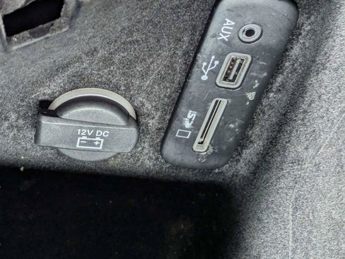 Used 2015 Dodge Challenger SXT w/ Super Sport Group (SS/T) RWD image 20