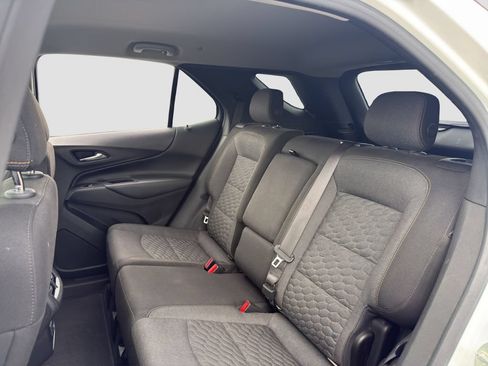 Used 2019 Chevrolet Equinox LT FWD image 9