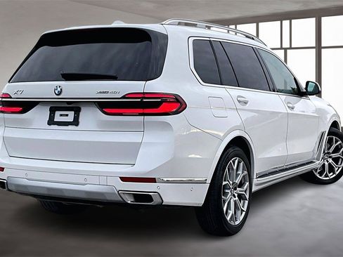 Used 2025 BMW X7 xDrive40i image 2