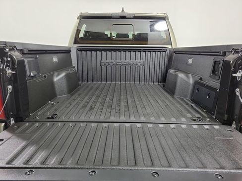 Used 2024 Toyota Tacoma TRD Sport w/ TRD Sport Upgrade Package RWD image 10