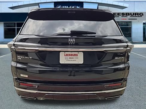 Used 2025 Buick Enclave Avenir w/ Super Cruise Package AWD/4WD image 6