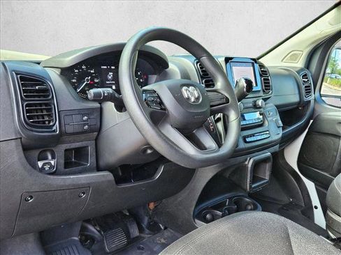 Used 2023 RAM ProMaster 2500 FWD image 9