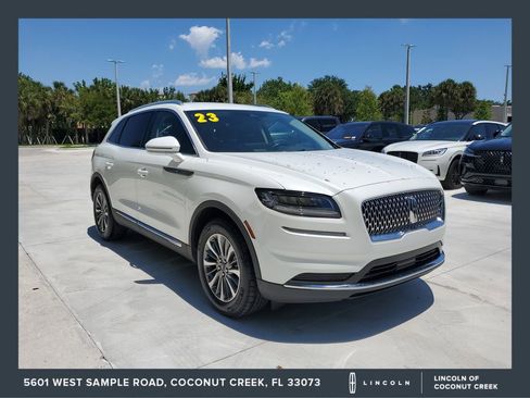 Used 2023 Lincoln Nautilus FWD w/ Premium Package image 1