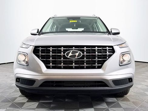 New 2026 Hyundai Venue SEL FWD image 10