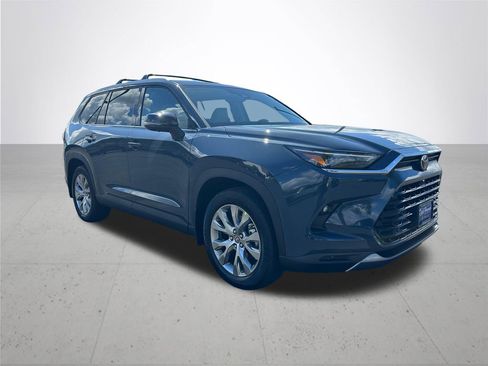 New 2026 Toyota Grand Highlander AWD image 5