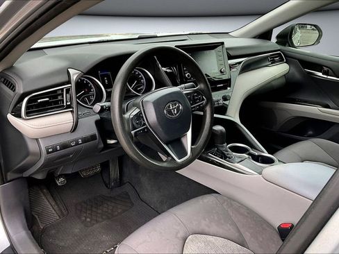 Used 2021 Toyota Camry LE image 15