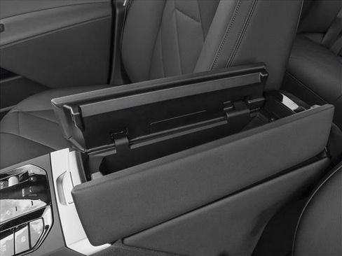 New 2025 BMW iX M60 image 9