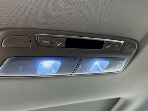 Used 2025 Kia Telluride S FWD image 26