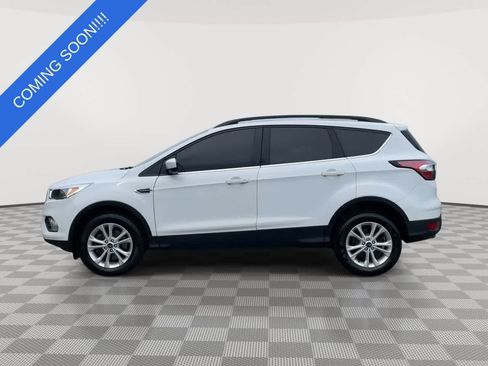 Used 2018 Ford Escape SE AWD/4WD image 5