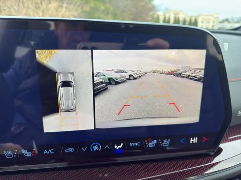 New 2026 Chevrolet Traverse RS image 11