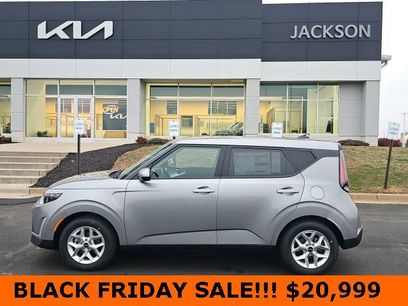 New 2025 Kia Soul LX