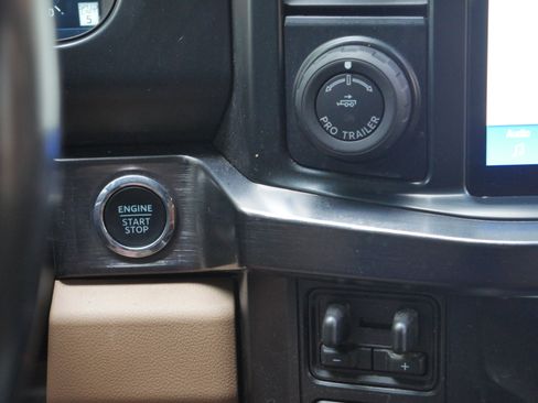 Certified 2023 Ford F250 Lariat w/ Lariat Ultimate Package AWD/4WD image 10
