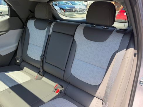 Used 2023 Chevrolet Bolt EUV Premier w/ Sun & Sound Package FWD image 44