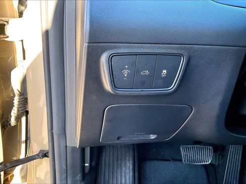 Used 2023 Hyundai Santa Cruz Limited image 31