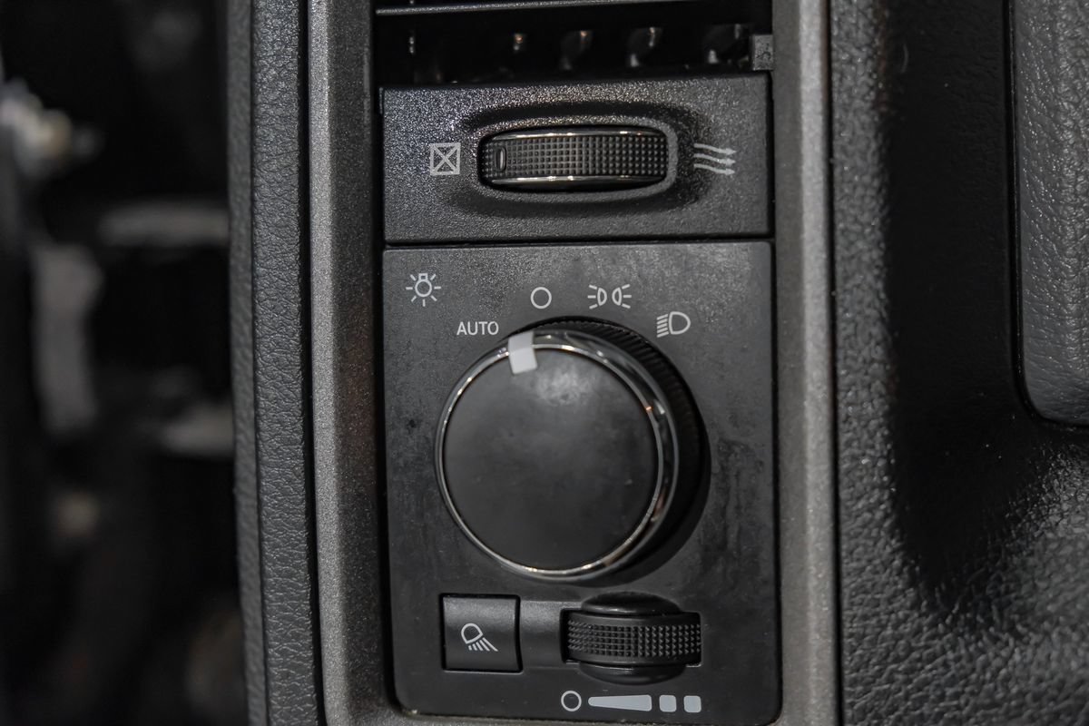 Used 2015 RAM 3500 Tradesman w/ Chrome Appearance Group AWD/4WD image 26