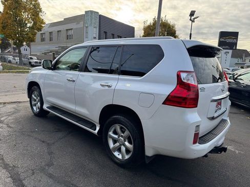 Used 2011 Lexus GX 460 image 4