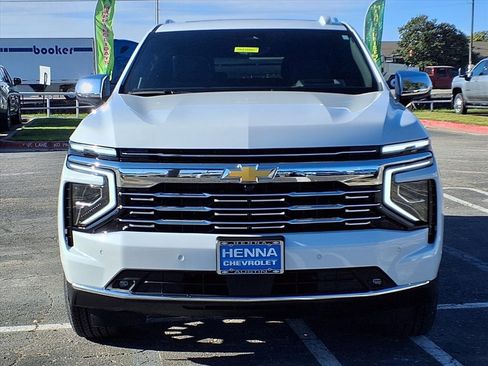New 2026 Chevrolet Tahoe Premier image 2