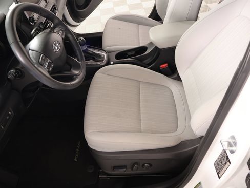 Used 2023 Hyundai Kona SEL w/ Convenience Package FWD image 11