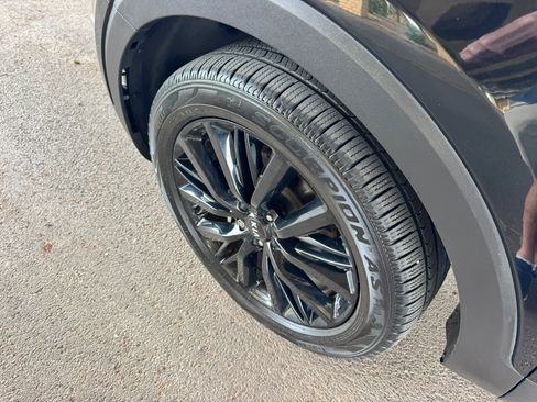 Used 2020 Kia Telluride SX w/ Towing Package FWD image 35