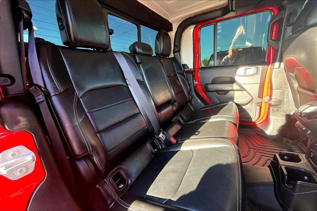 Used 2023 Jeep Gladiator Overland w/ Popular Equipment Package AWD/4WD image 29