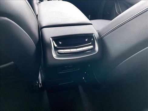 Certified 2024 Cadillac XT6 Premium Luxury AWD/4WD image 25