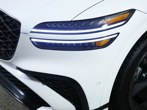 Used 2026 Genesis GV70 3.5T Sport Prestige image 16