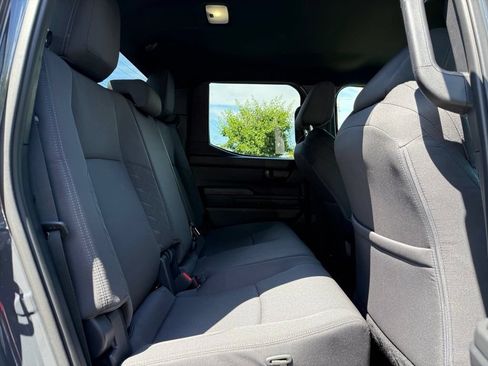 Certified 2025 Toyota Tacoma SR AWD/4WD image 18