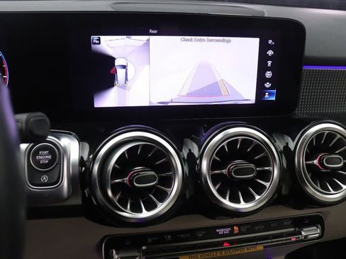 Certified 2023 Mercedes-Benz GLB 250 image 16