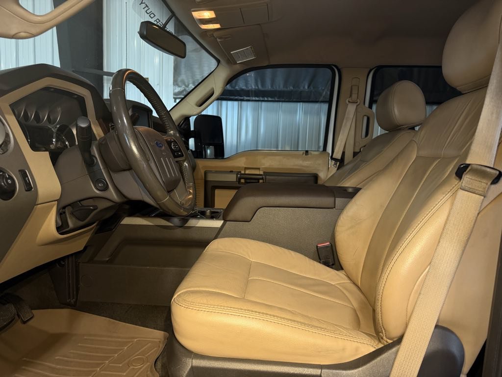 Used 2014 Ford F250 Lariat AWD/4WD image 6