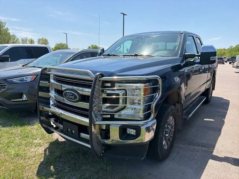 Used 2020 Ford F250 XLT w/ XLT Premium Package AWD/4WD image 3
