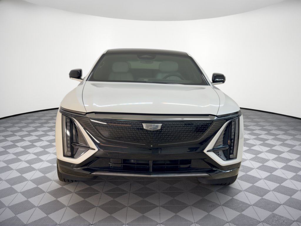 Used 2024 Cadillac Lyriq Sport RWD image 6
